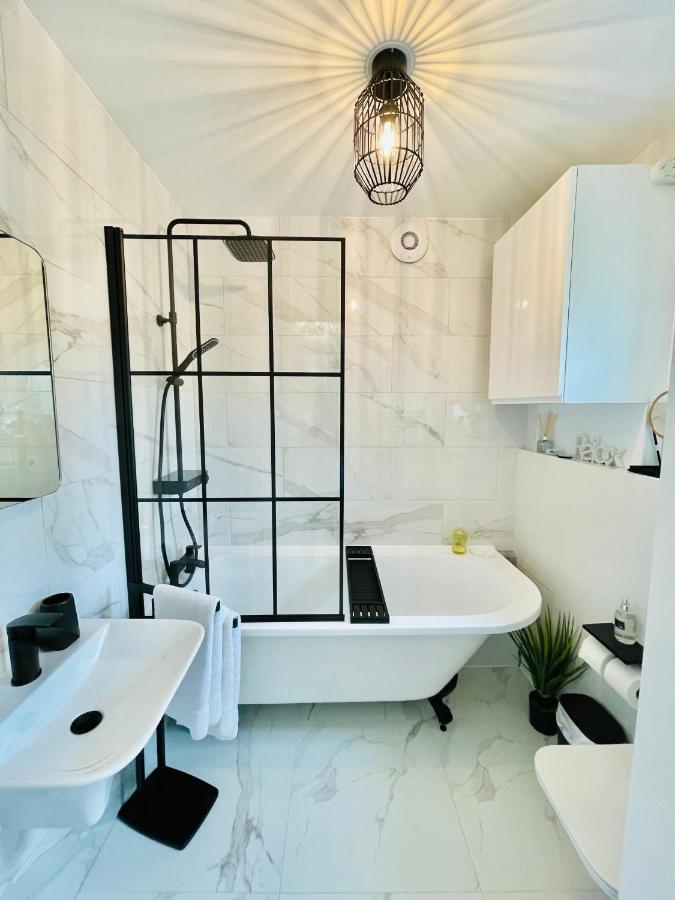 Cotswold Chic Retreats "Cloud Nine" Central Chipping Campden-Parking-Garden Bagian luar foto
